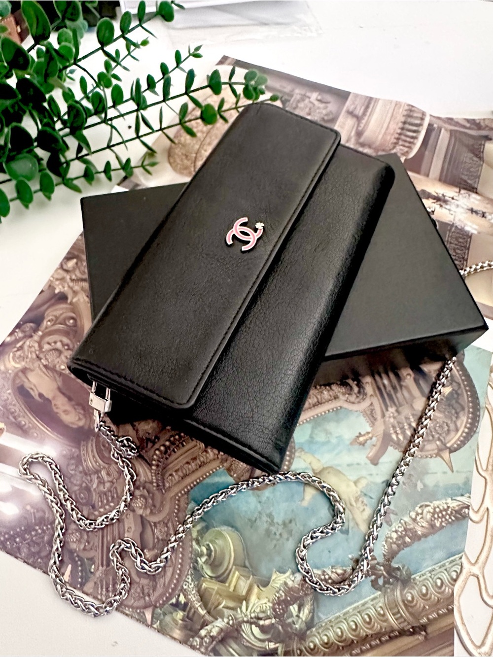Chanel Lucky Clover Motif Wallet - Picture 8 of 16